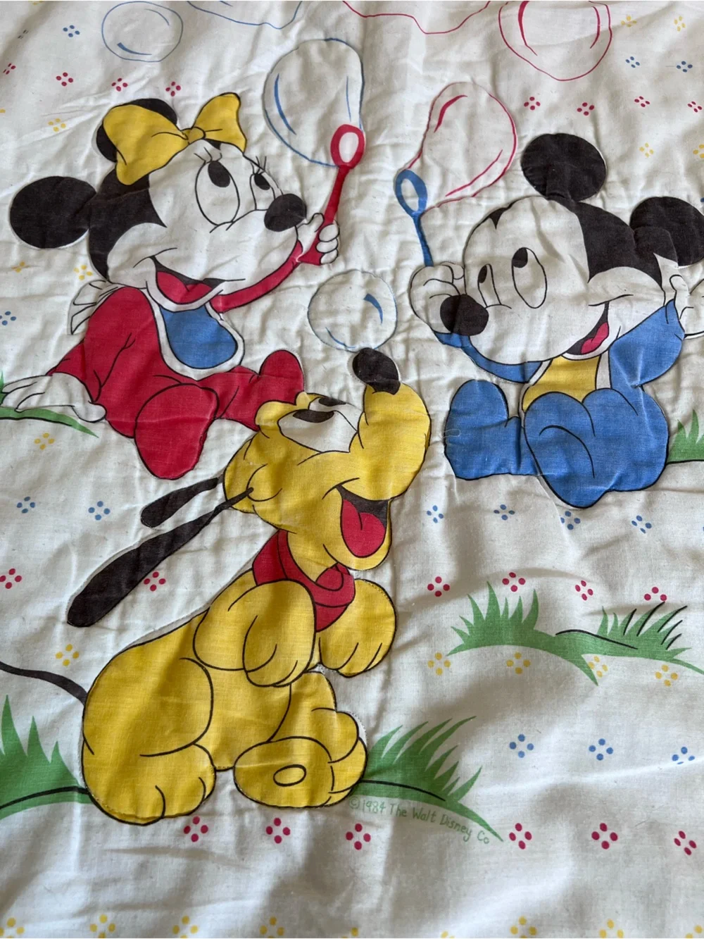 Vintage 1984 Dundee Disney Babies crib quilt